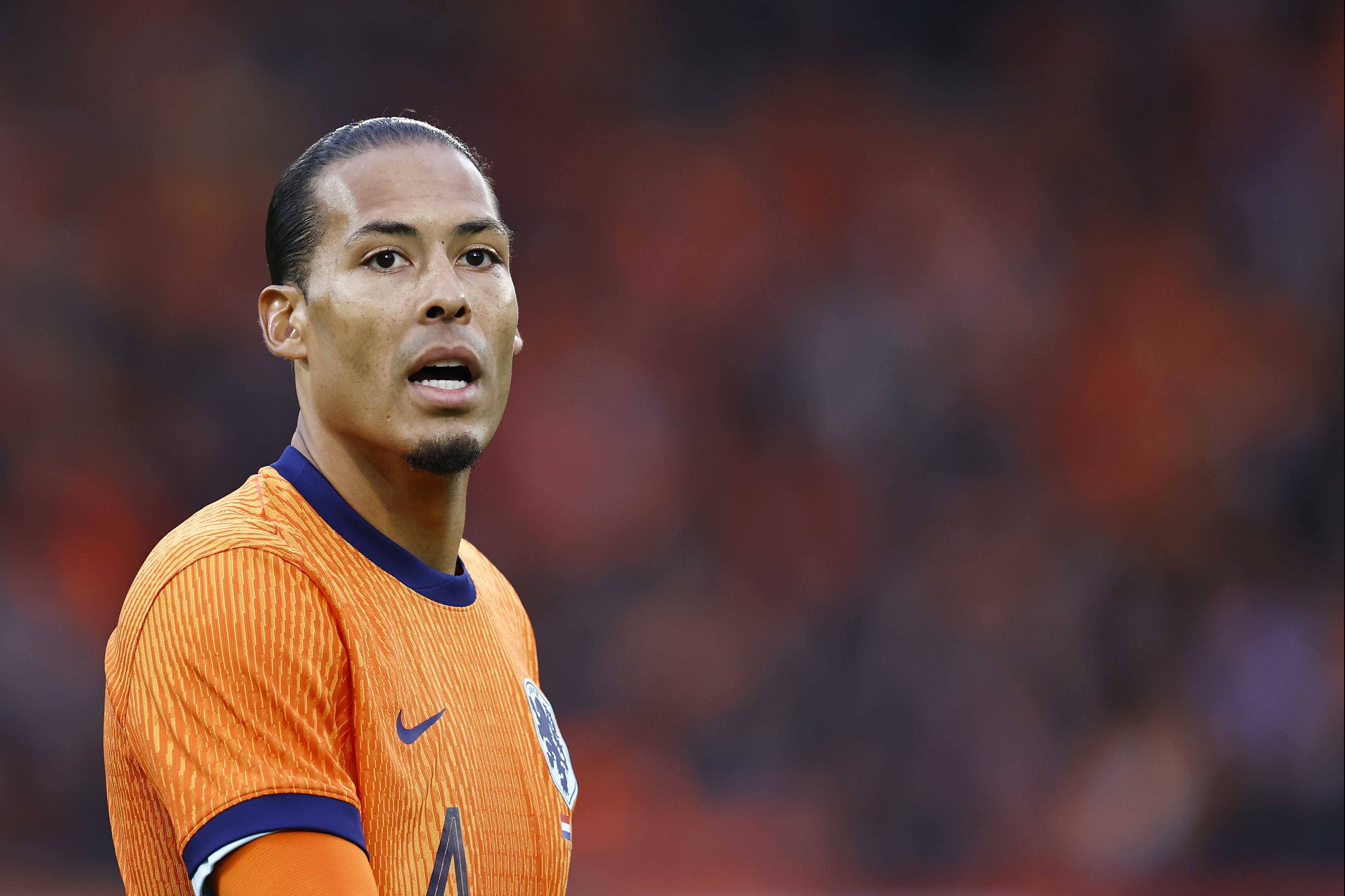 开云体育在线-冰岛队以稳定表现，击败摩尔多瓦队，掌声雷动