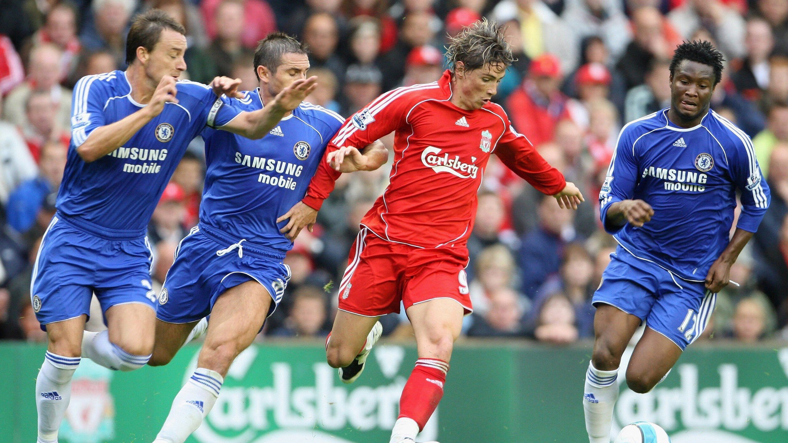 战术手术刀！潜水艇客场精准解剖里昂，埃梅里再演欧战大师